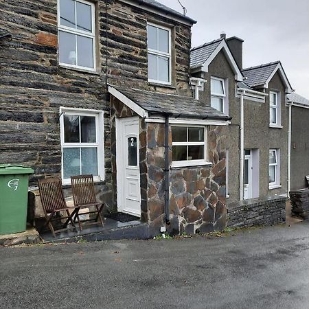 Penrhyndeudreath Snowdonia Rock Cottage - Cosy And Pet Friendly المظهر الخارجي الصورة
