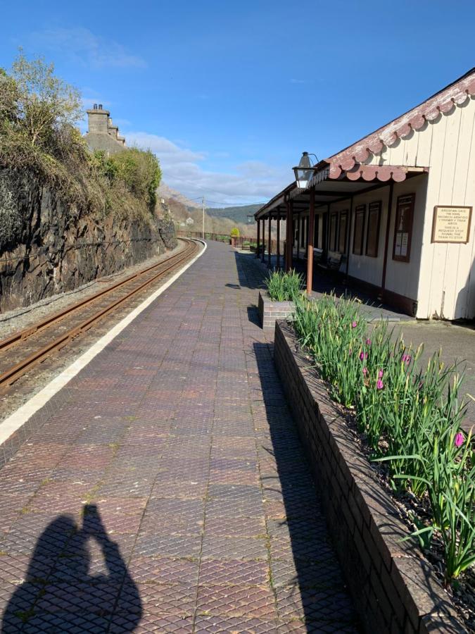 Penrhyndeudreath Snowdonia Rock Cottage - Cosy And Pet Friendly المظهر الخارجي الصورة
